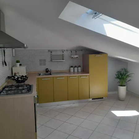 Apartament Mansarda Massimo Intra